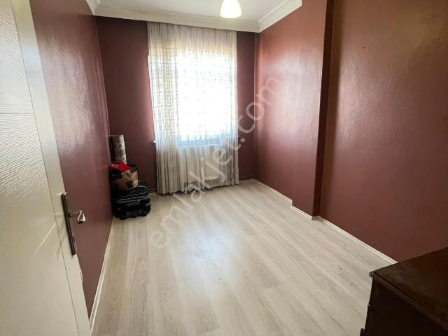Güngörende Hastane Karşısında Kiralık 3+1 Daire