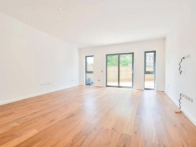 Gunnersbury Mews, Gunnersbury, London W4, 5 bed terraced house to rent, £7,250 pcm | PrimeLocation