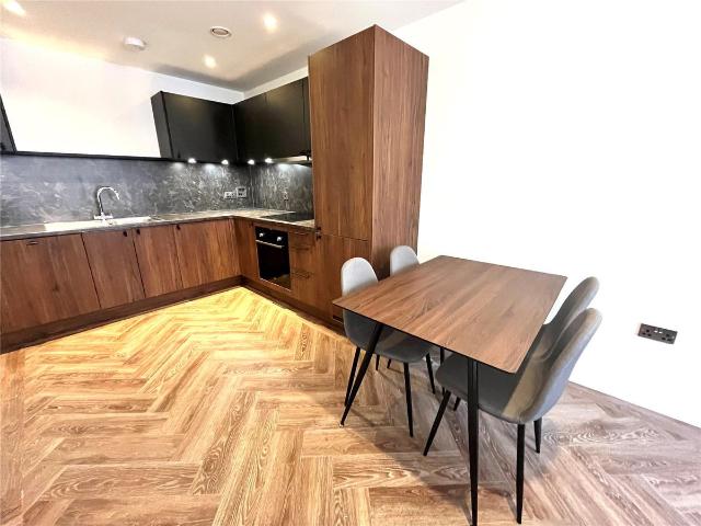 Gunsmith House, 61 Price Street, Birmingham B4, 2 bed flat to rent, £1,400 pcm | PrimeLocation