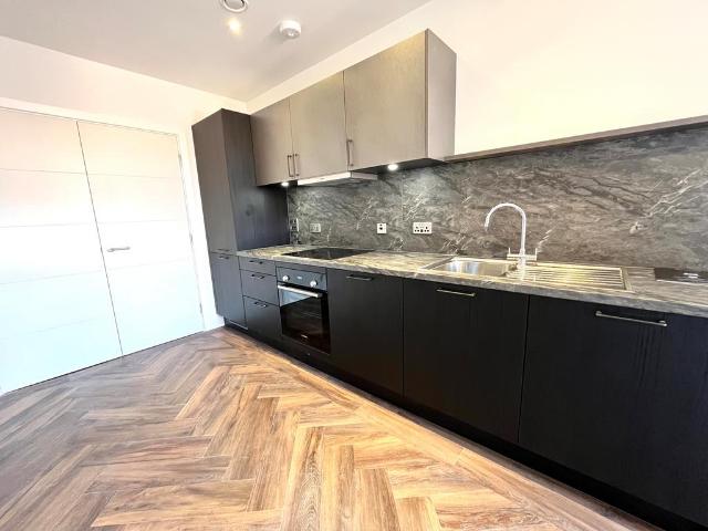 Gunsmith House, Birmingham, B4 1 bed apartment to rent £1,050 pcm £242 pw