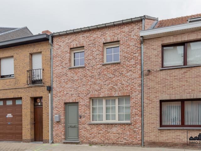 Gunstig gelegen recente 2 slaapkamerwoning met terras