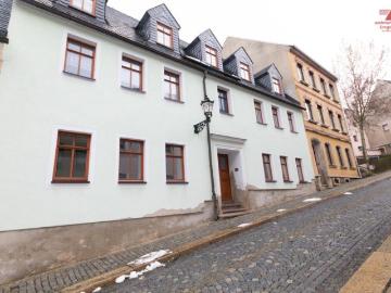 Günstige 2 Raum Wohnung zentral in Annaberg!