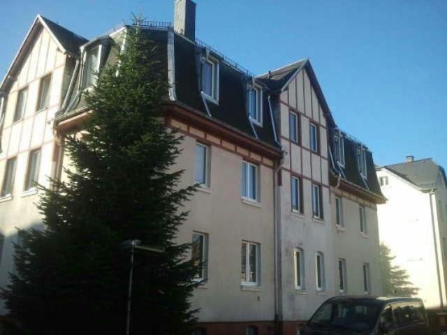 Günstige 3 Zimmer mit Wannenbad und großer Küche in ruhiger Lage!
