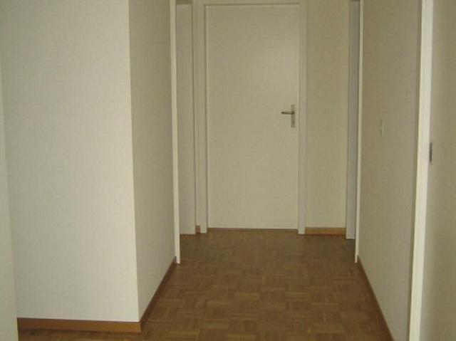 günstige Wohnung mit sonnigem Balkon an zentraler Lage