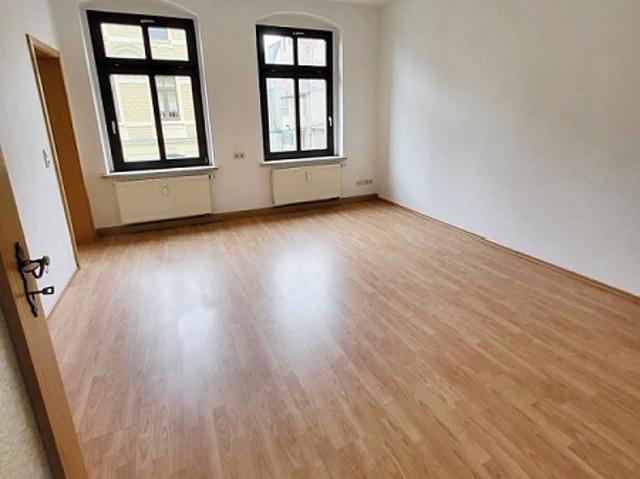 Günstige zentrumsnahe 2 Raum Wohnung
