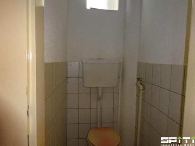 Günstige Sanierungsbedürftige 2 Zimmer Anlegerwohnung Nähe Red Bull Ring