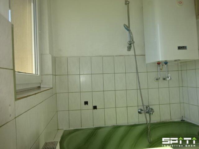 Günstige sanierungsbedürftige 2 Zimmer Anlegerwohnung nähe Red Bull Ring