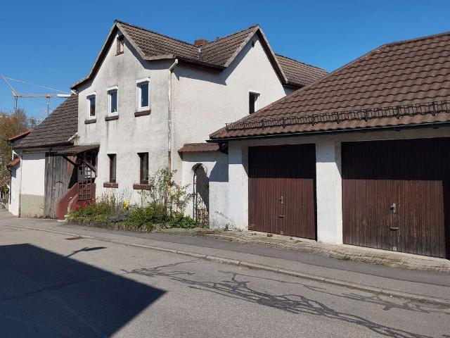 Günstiges 4,5 Zimmer EFH in Neckarsulm Obereisesheim