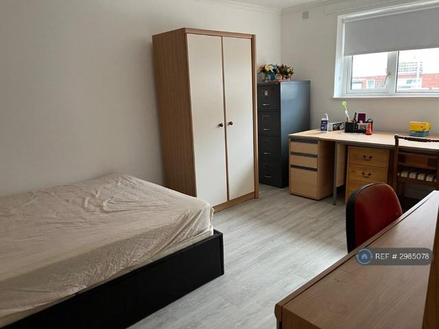 Guardswell Place, Seaford, BN25 1 bed in a house share to rent £800 pcm £185 pw