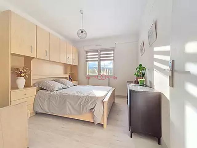 Gueux 51390 Achat / Vente maison 6 pièces t6 au dernier étage piscine