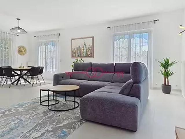Gueux 51390 Achat / Vente maison 9 pièces t9 au dernier étage piscine