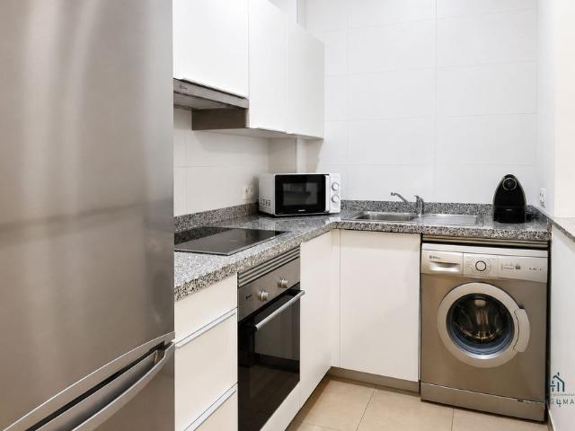 Guevara MidStay Apartment by Living4Malaga