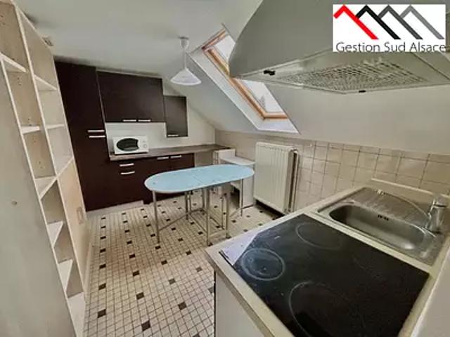 Guebwiller 68500 Location appartement 1 pièce t1 au dernier étage