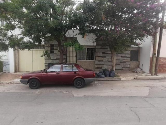 Alquiler Casa 3 dormitorios patio garage en Guemes $910.000 finales