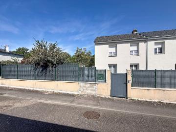 GUENANGE MAISON F5 avec beau terrain de 571m2 265000€