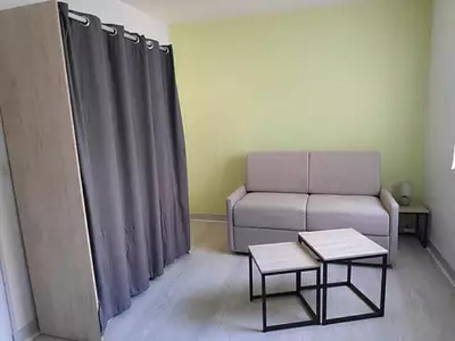 Guéret 23000 Location appartement 1 pièce t1 au dernier étage cave