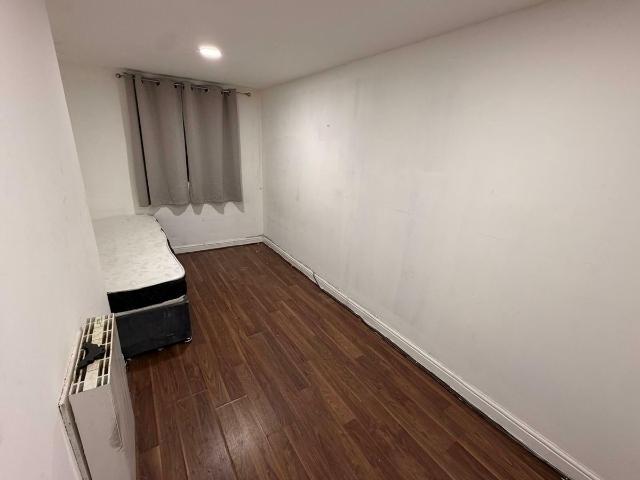 Guernsey Close, Errwood Road, Burnage, Manchester M19, 2 bed flat to rent, £900 pcm | PrimeLocation