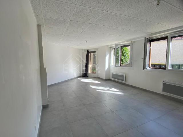 GUERVILLE F2 57.85 M²