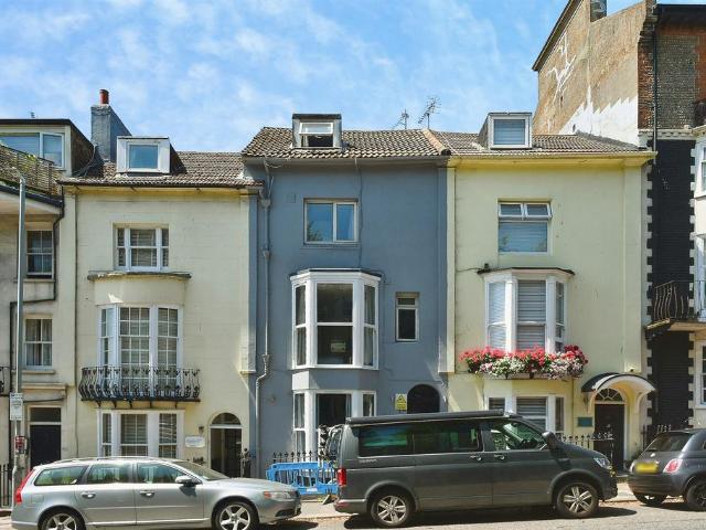 9 bedroom terraced house for sale