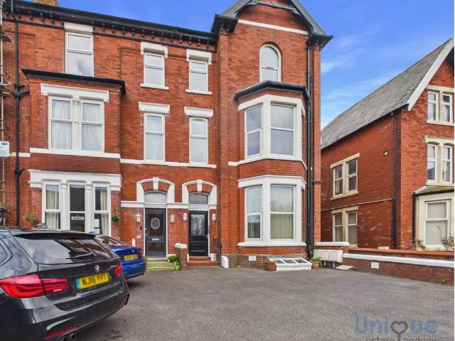 8 bedroom block of apartments for sale