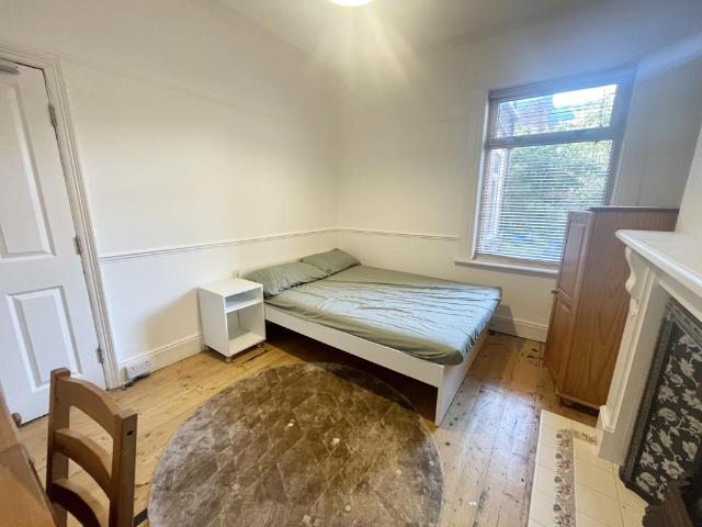 Guest Road, Sheffield, S11 1 bed in a house share to rent £450 pcm £104 pw