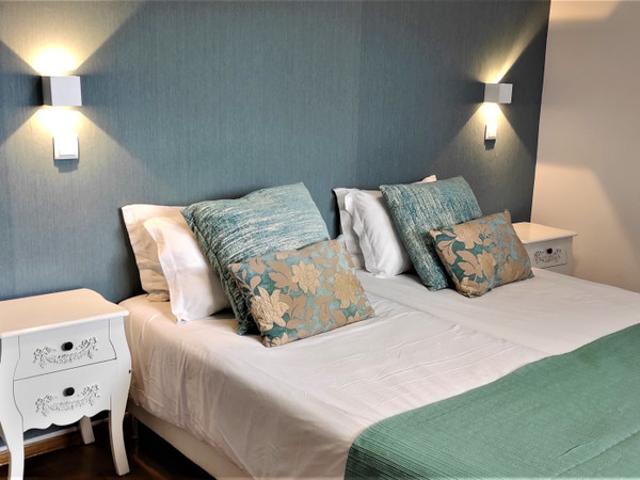Guesthouse 5 suites 10 Guests 5 wc Avenue liberty