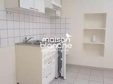 Guîtres 33230 Location appartement 2 pièces t2 au dernier étage
