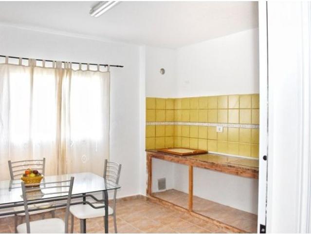Guia de isora. Casa 200m2 una sola planta con 1200 m2 terreno y vistas
