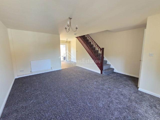Guide Price £1,000 pcm Available Now Unfurnished