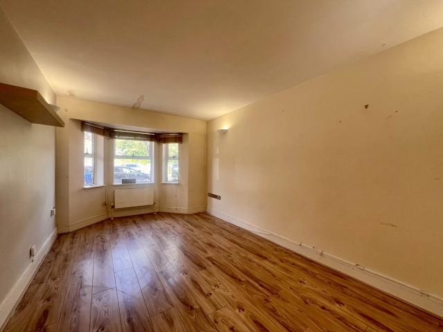 Guide Price £2,600 pcm Available Now Unfurnished