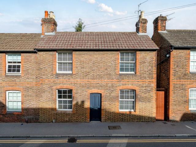 Guildford 3 bedrooms Property for lettings Seymours
