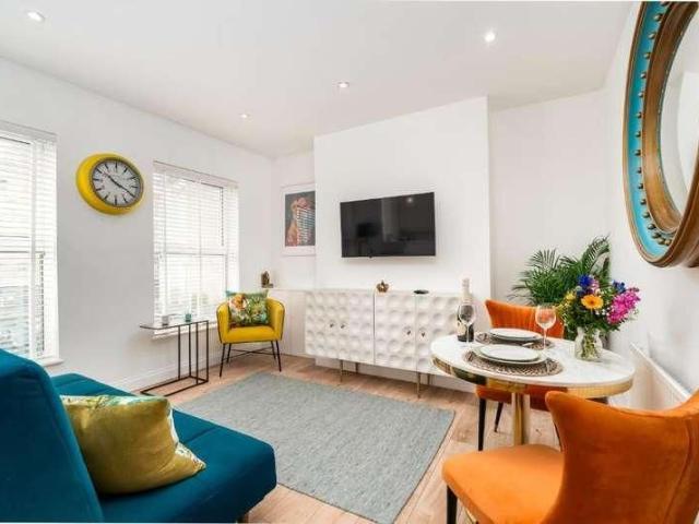 Guildford Street, Luton, LU1