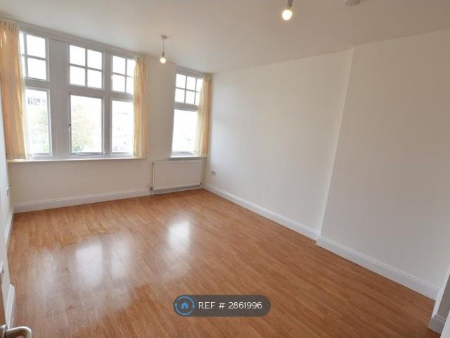 Guildford Street, Luton LU1, 1 bed flat to rent, £950 pcm | PrimeLocation