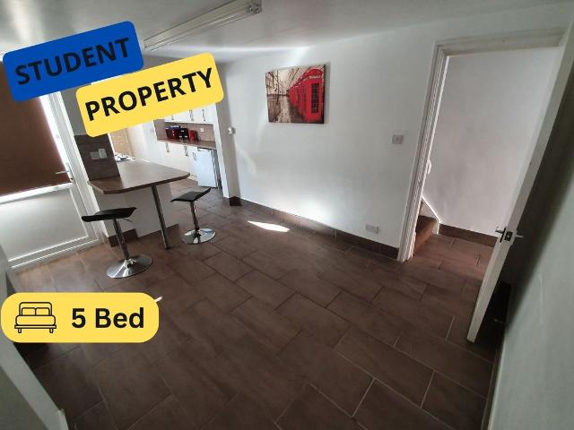Guildford Street, Stoke On Trent ST4, 5 bed terraced house to rent, £418 pcm | PrimeLocation