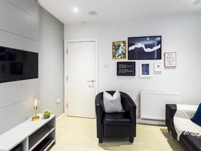 Guildford Street, Stoke ST4, 4 bed terraced house to rent, £347 pppm | PrimeLocation