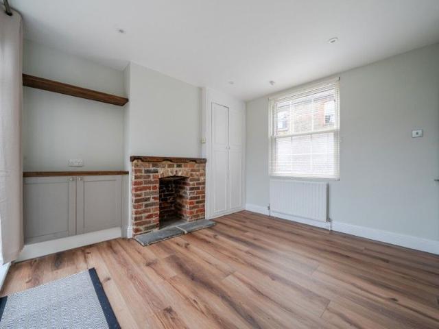Guildford, Surrey, GU1