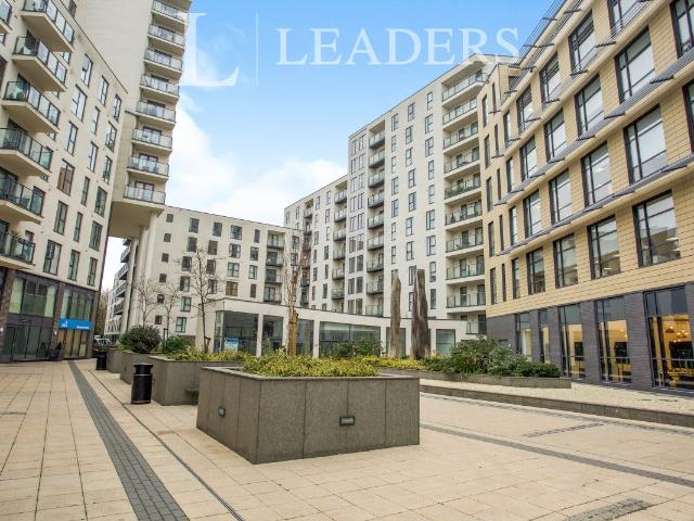 Guildford Road, Woking GU22, 2 bed flat to rent, £1,650 pcm | PrimeLocation