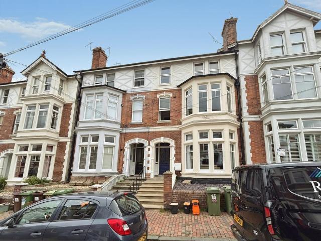 Guildford Road, Kent TN1 2 bed terraced house to rent £1,450 pcm £335 pw