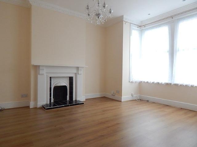 Guildford Road, Southend On Sea, Essex, SS2 5AR