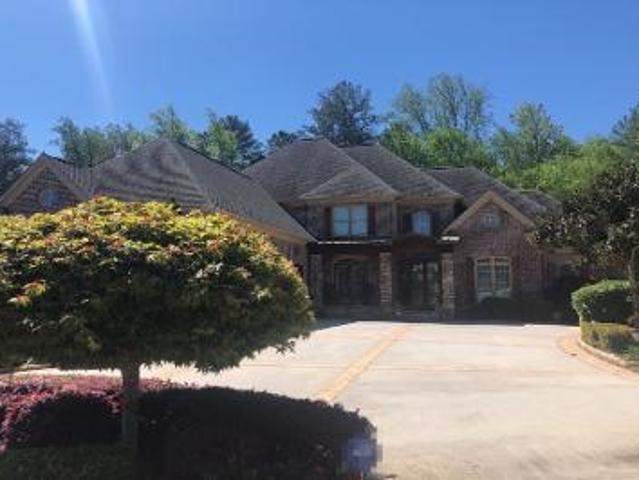Guilford Forest Dr SW