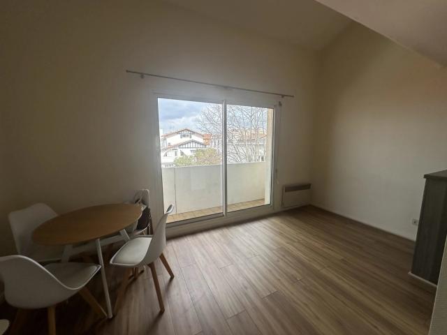 COTE PAVEE T2 de 37m2 175 000 EUR