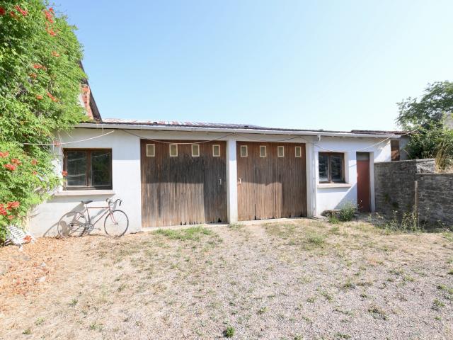 Guillon deux maisons sur 1 700 m2 de terrain