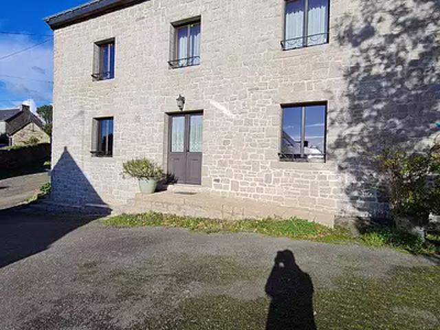 Guillac 56800 Location appartement 2 pièces t2 au dernier étage