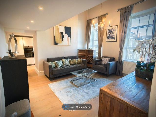 Guinea Street, Bristol BS1, 2 bed flat to rent, £2,750 pcm | PrimeLocation