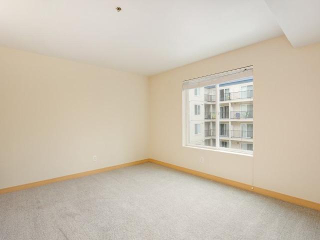 Guinevere Apartment Homes Studio Apartment for Rent at 522 N 85th St, Seattle, WA 98103 Greenwood