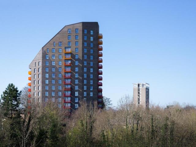 Guinevere Point, Maidstone 2 bed apartment to rent £1,500 pcm £346 pw