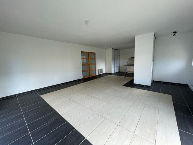 GUIPAVAS MAISON RECENTE