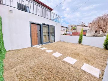 gültaş Emlak’tan Kızılkeçili’de Satılık Geniş Bahçeli Köy Evi