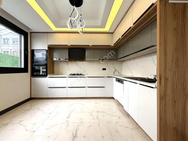 gültaş Emlaktan Akçayda Satılık Ultra Lüx Tasarımlı 4+1 Akıllı Ev Sistemli Villa