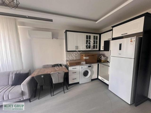 Gültepe Mah Sıfır Eşyalı Hasarsız Binada Kiralık 1+1 Daire